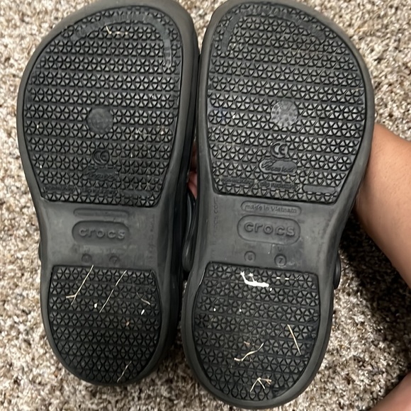 Crocs - Picture 2 of 5